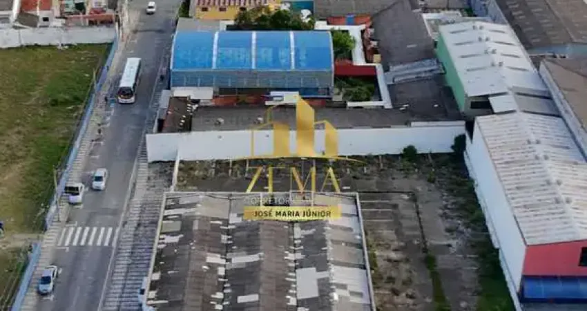 Predio comercial com 5559,77m2 de área total, construidos 747,22 + 2519,22
