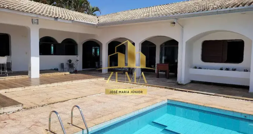 Casa térrea, 1400 m2 terreno, construção 500 m2, 04 st, piscina, quadra