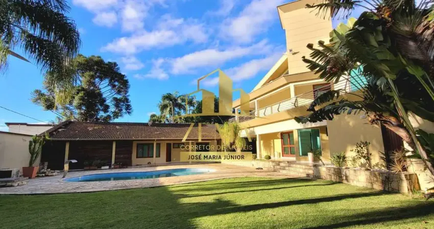 Sobrado amplo, alto padrão, 05qts (03 sts), piscina. 08 vagas, vila oliveir