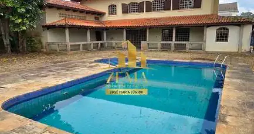 Casa com 400m2 de constr, terreno 1200m2, esquina, piscina, vila oliveira