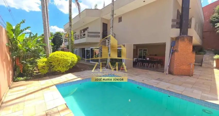 Casa alto padrão, 508m2, piscina, gourmet, lareira, excelente localização.