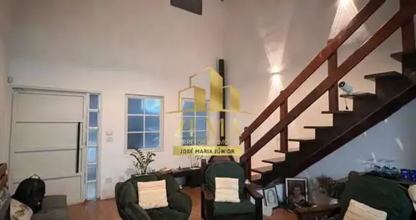 Casa com 02 dorms, 131m2, lareira, piscina, elevador, 03 vagas