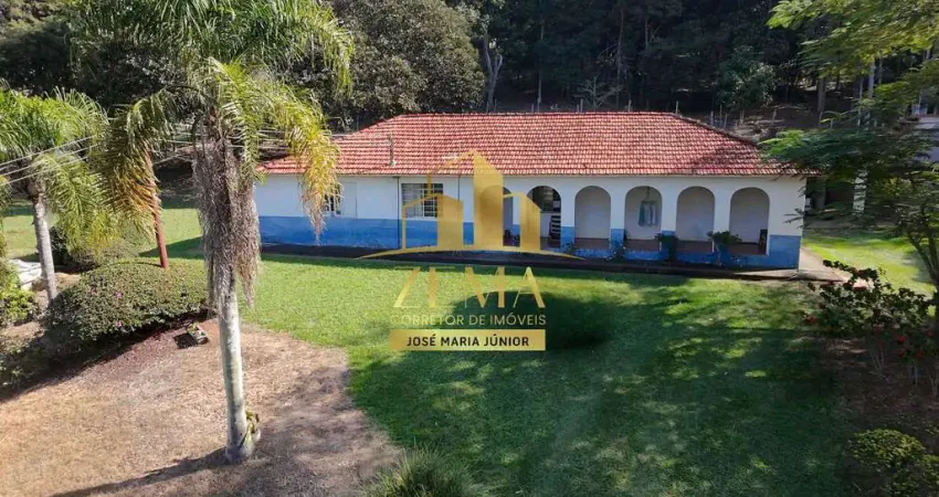 Sitio 43.000m2, casa c/ 03 sts, casa caseiro, nascente,portaria,documentado