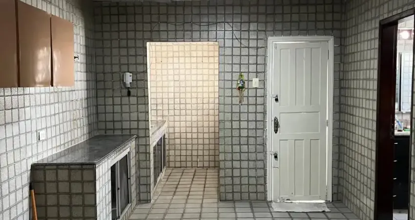 Casa com 3 quartos à venda no Casa Amarela, Recife 