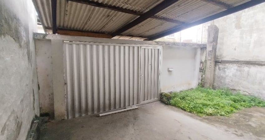 Casa ampla com três pavimentos em Casa Amarela Alto Santa Isabel