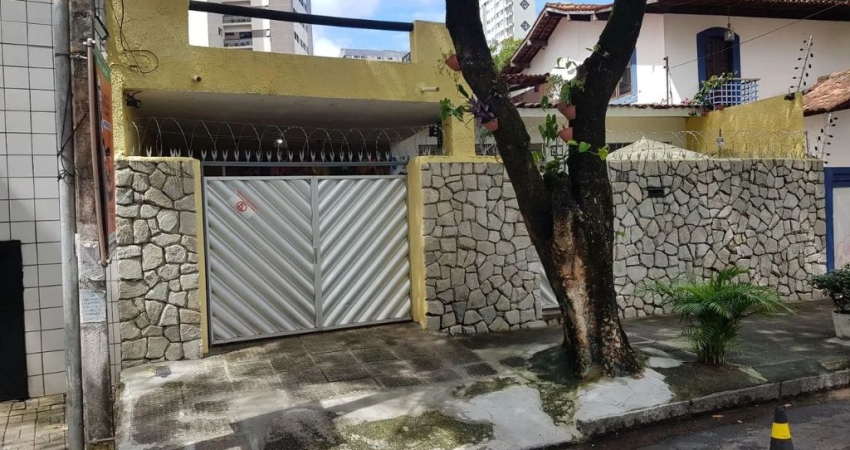 Imóvel para aluguel possui 140 metros quadrados com 3 quartos em Rosarinho - Recife - PE