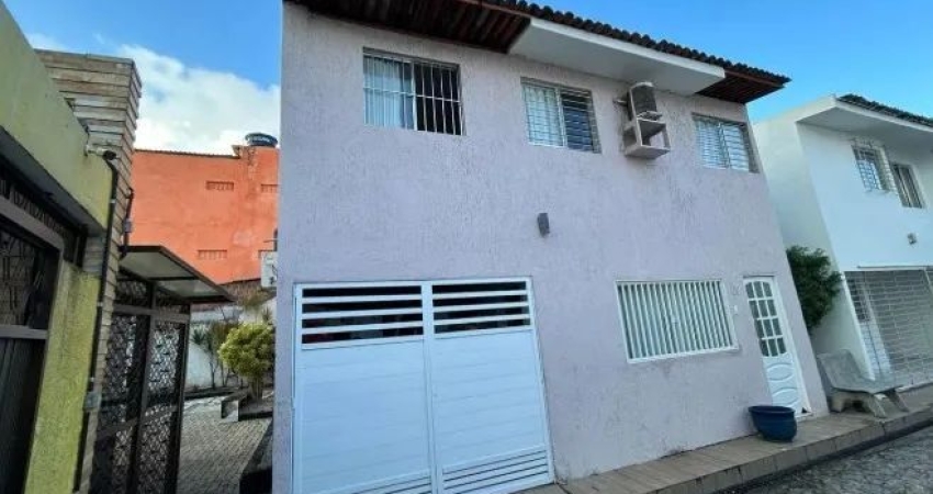 Imóvel para venda possui 190 metros quadrados com 4 quartos em Várzea - Recife - PE