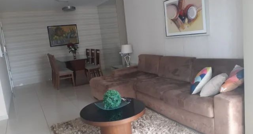 Apartamento com 3 Quartos e 3 banheiros para Alugar, 109 m² por R$ 6.700/Mês