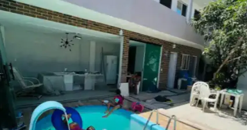 Casa Ampla em Jardim Atlântico, Olinda – 5 Quartos, 4 Suítes, Piscina e Muito Mais!