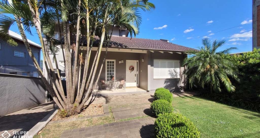 Casa com 4 quartos à venda na Av. 10 de setembro, 1125, Centro, Dois Irmãos
