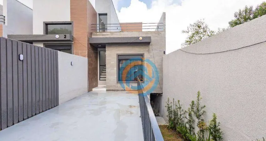 COMPRE SEM ENTRADA Casa Térrea com 2 Suítes, Terraços Privativos e Porão para Renda Extra - 167m² Útil e Total - Investimento Ideal em Curitiba