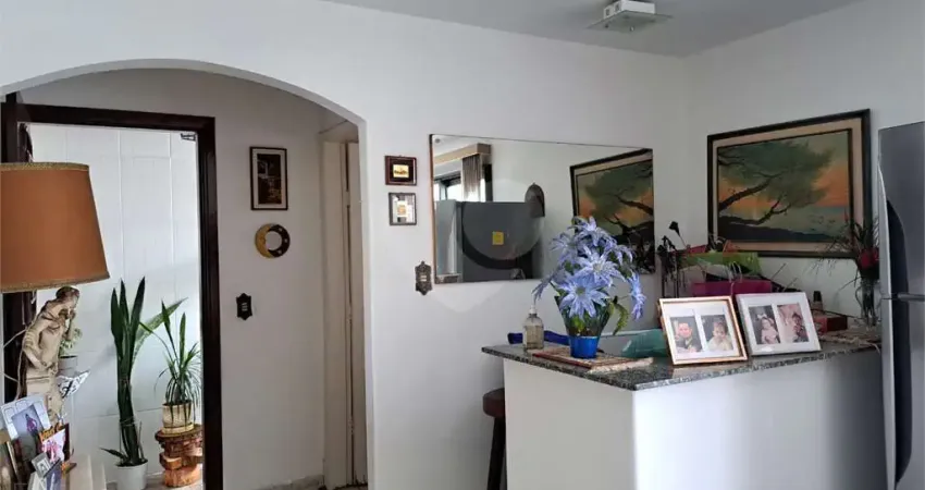 Sobrado com 3 quartos à venda em Jardim Cidália - SP