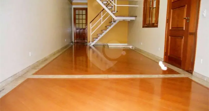 Sobrado com 3 quartos à venda em Jardim Consórcio - SP