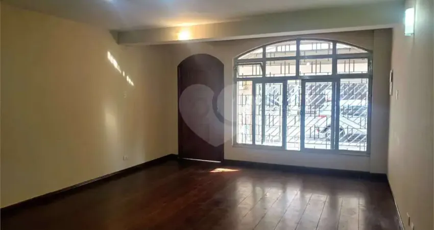 Sobrado com 3 quartos à venda em Vila Cordeiro - SP