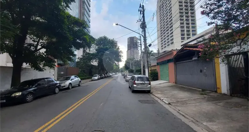Casa com 3 quartos à venda na Rua Henri Dunant, Chácara Santo Antônio, São Paulo
