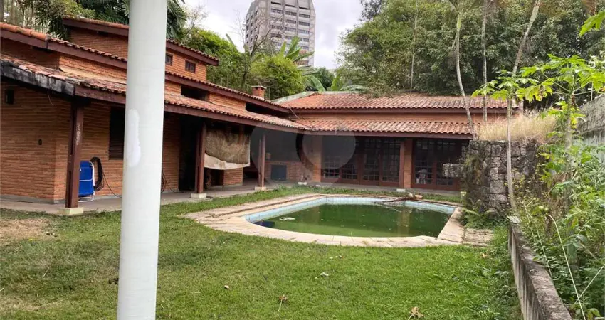 Casa com 4 quartos à venda na Rua Comendador Elias Zarzur, Alto da Boa Vista, São Paulo