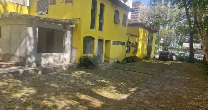 Casa à venda ou para alugar com 1 quarto em Alto da Boa Vista, São Paulo, SP