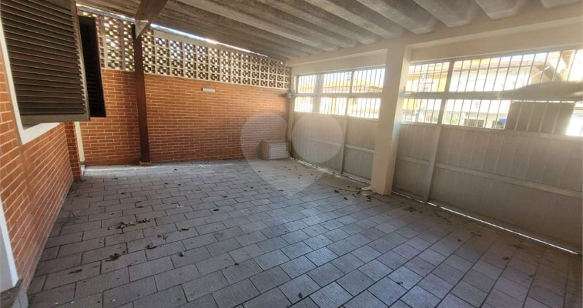 Casa térrea com 2 quartos à venda em Socorro - SP