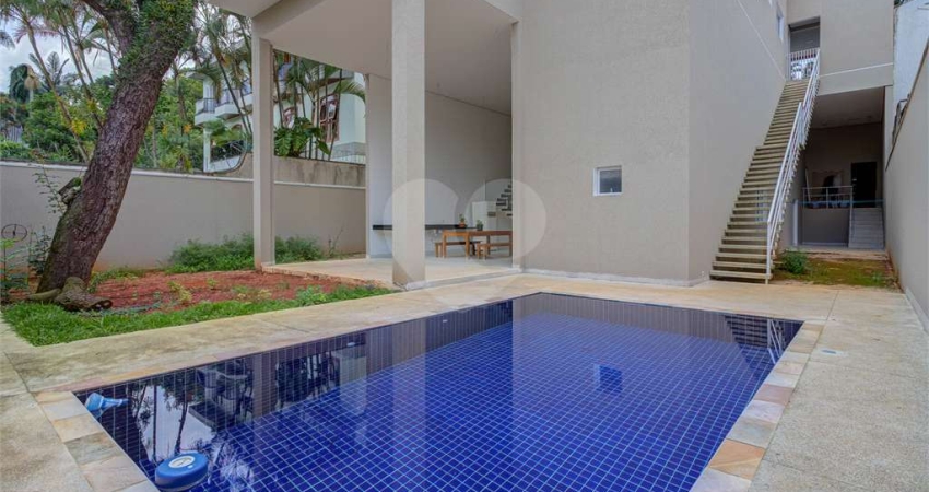 Casa com 6 quartos à venda na Professor Cândido Nogueira Mota, Interlagos, São Paulo