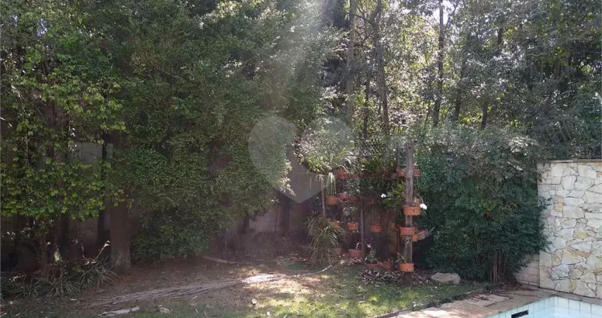 Casa com 4 quartos para alugar na Granja Julieta, São Paulo 