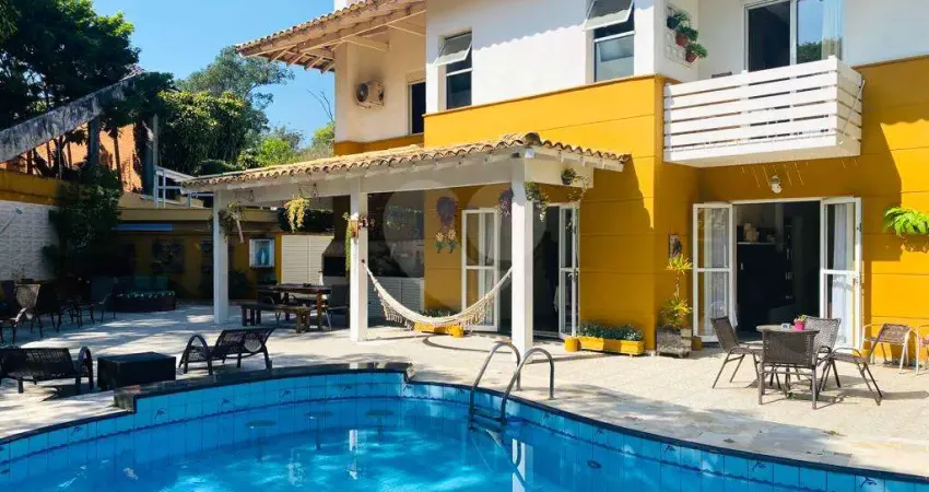 Condomínio com 4 quartos à venda em Jardim Santa Helena - SP