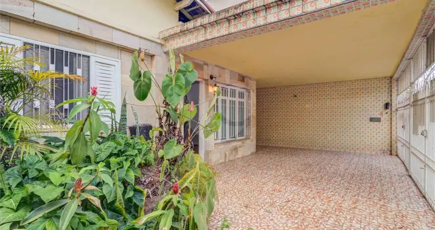 Casa térrea com 3 quartos à venda em Jardim Taquaral - SP