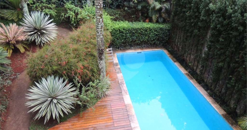Sobrado com 4 quartos à venda em Jardim Petrópolis - SP