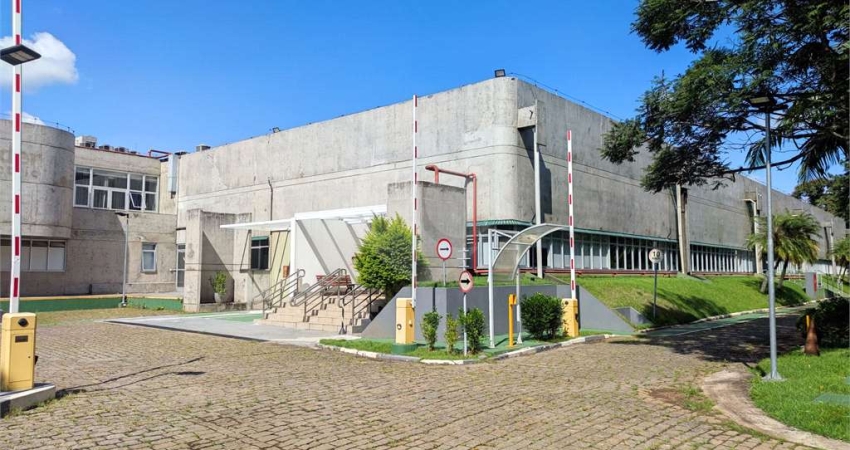 Prédio para alugar na Das Nações Unidas 23223, Jurubatuba, São Paulo