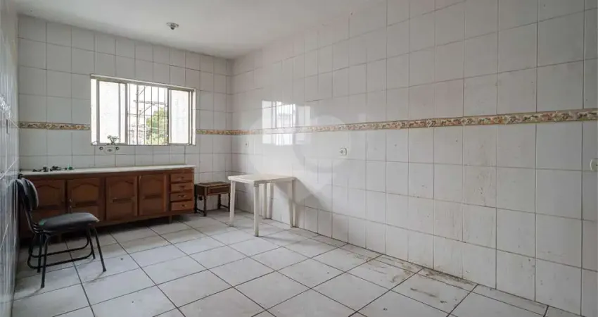 Prédio inteiro à venda em Jurubatuba - SP
