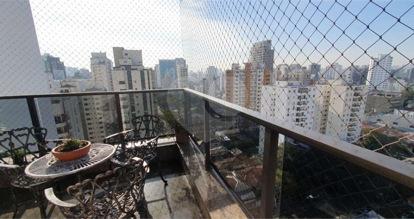 Apartamento com 3 quartos à venda em Campo Belo - SP
