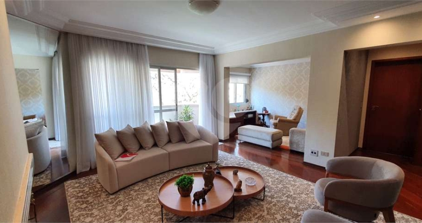 Apartamento com 3 quartos à venda em Indianópolis - SP