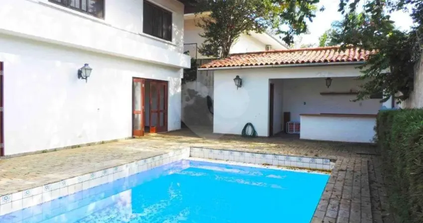 Casa térrea com 3 quartos à venda em Chácara Monte Alegre - SP