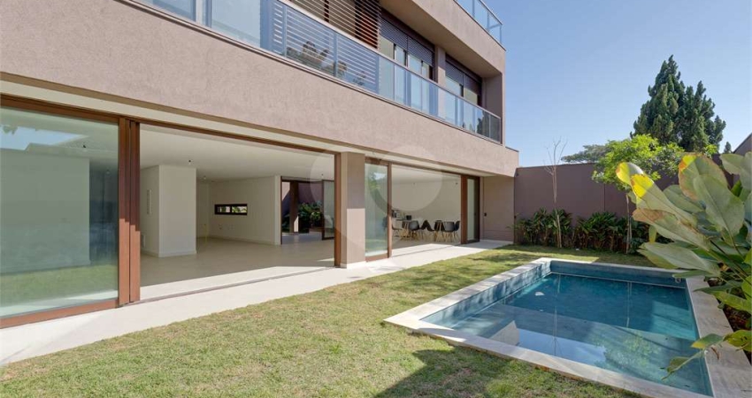 Condomínio com 4 quartos à venda em Jardim Dos Estados - SP