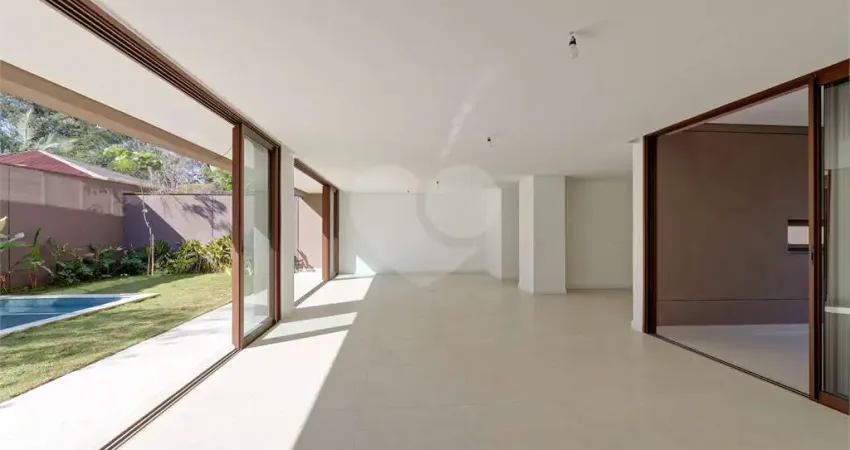 Casa em condomínio fechado com 4 quartos à venda na Rua Regina Badra, Alto da Boa Vista, São Paulo