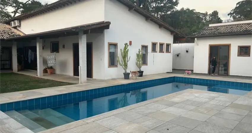 Casa com 3 quartos à venda na Avenida Nove de Julho, Alto da Boa Vista, São Paulo
