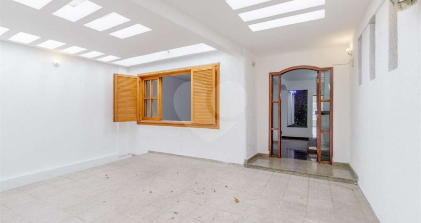 Sobrado com 3 quartos à venda em Jardim Umuarama - SP