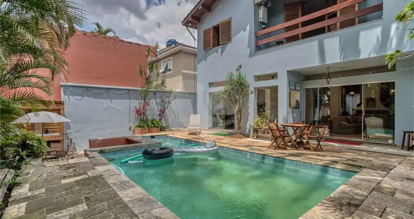Sobrado com 4 quartos à venda em Jardim Petrópolis - SP