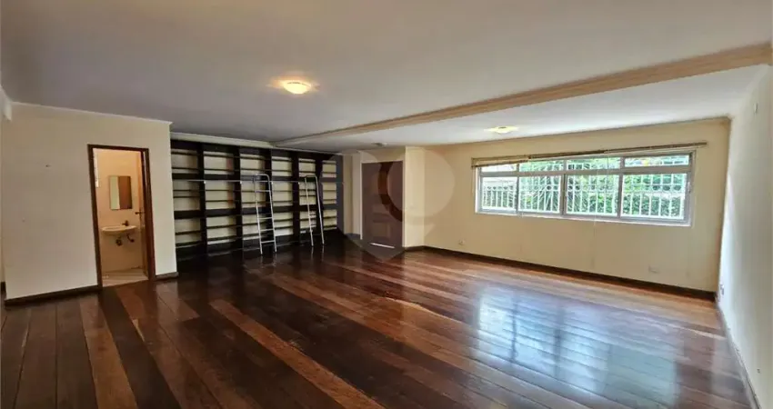 Casa com 4 quartos à venda na Rua Ministro Roberto Cardoso Alves, Alto da Boa Vista, São Paulo