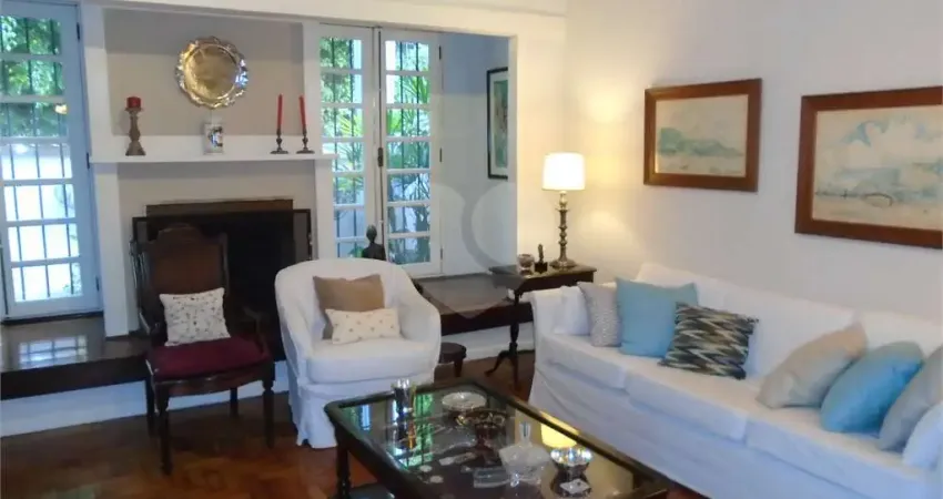 Casa com 4 quartos à venda na Rua Planalto, Granja Julieta, São Paulo