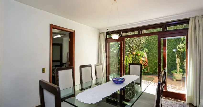 Casa de vila com 4 quartos à venda em Vila Nova Caledônia - SP