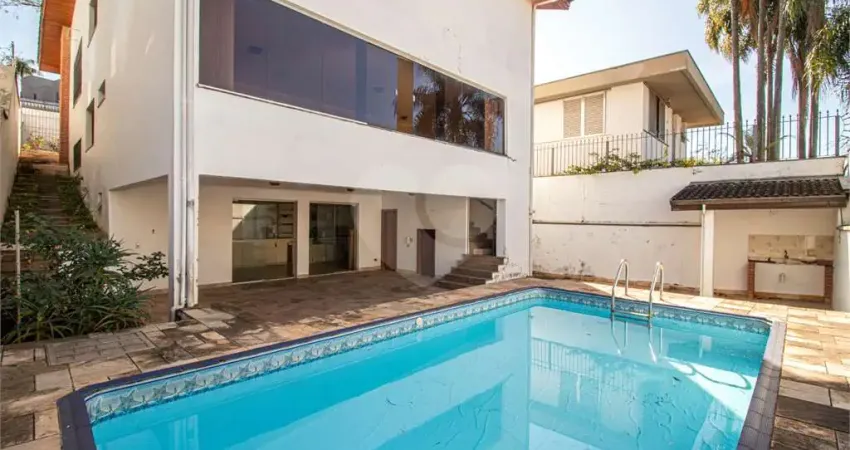 Casa com 5 quartos à venda na Rua Robélia, Jardim Prudência, São Paulo