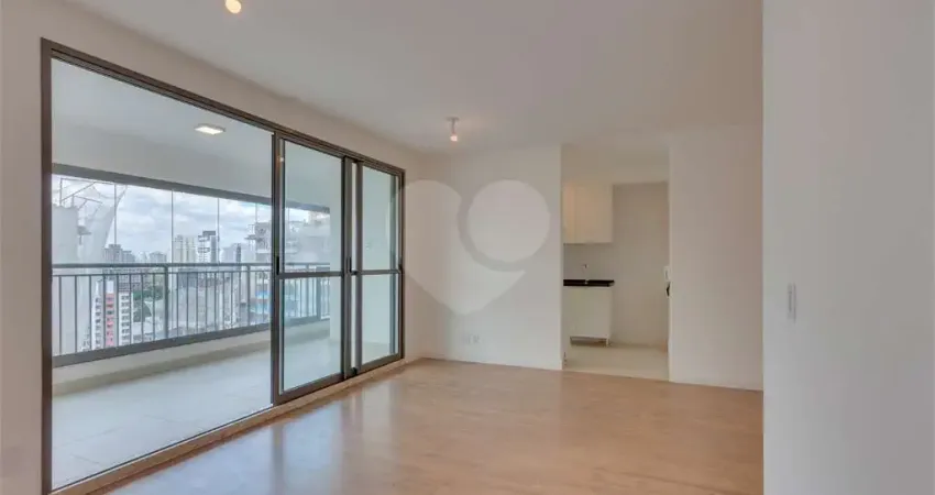 Apartamento à venda com 2 quartos, sendo 2 suítes, no condomínio Living Unique, São Paulo - SP