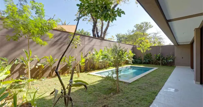Casa em condomínio fechado com 4 quartos à venda na Rua Regina Badra, Alto da Boa Vista, São Paulo