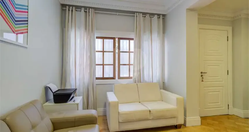 Casa com 3 quartos à venda na Rua São Benedito, Alto da Boa Vista, São Paulo