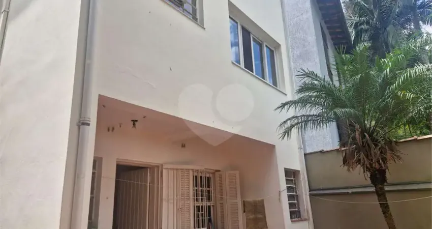 Casa com 3 quartos à venda na Rua Breves, Chácara Monte Alegre, São Paulo