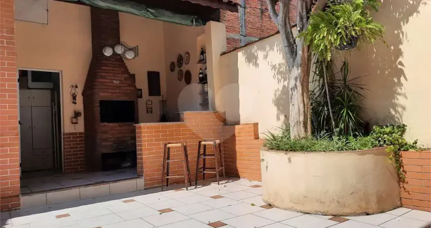 Sobrado à venda com 3 quartos, sendo 1 suíte, no Brooklin Velho, São Paulo, SP