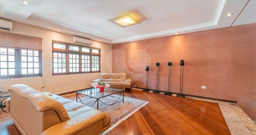 Casa com 4 quartos à venda em Vila Nova Caledônia - SP