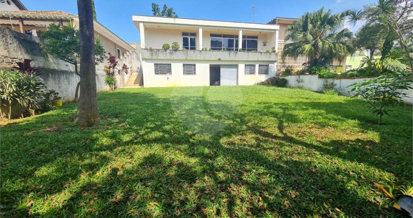 Casa com 4 quartos à venda ou para locação em Interlagos - SP
