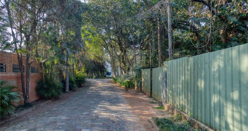 Terreno em condomínio fechado à venda na Rua Visconde de Porto Seguro, Chácara Flora, São Paulo