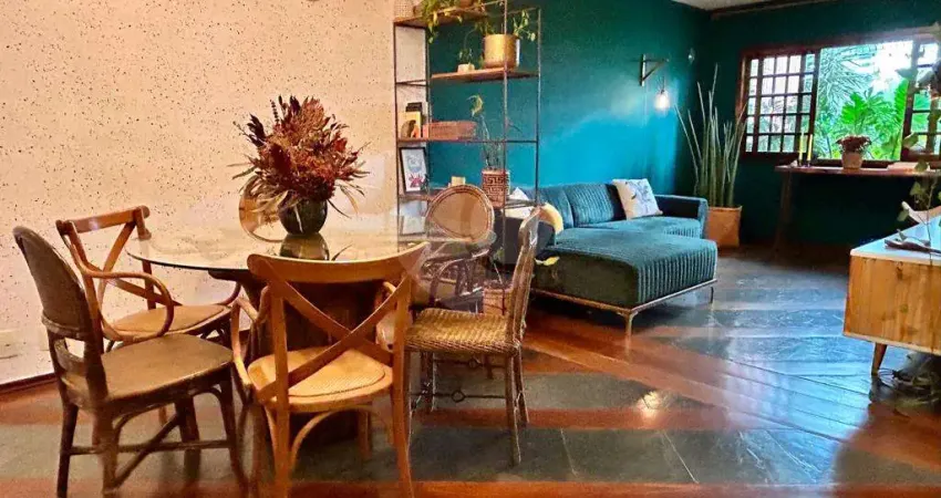 Casa com 3 quartos à venda na Rua Palestina, Vila Mascote, São Paulo